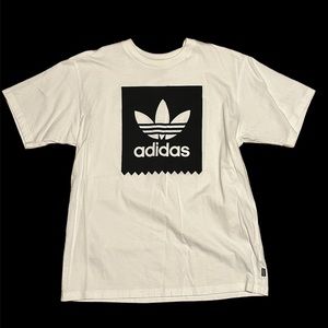 Men’s Adidas t-shirt, size Large